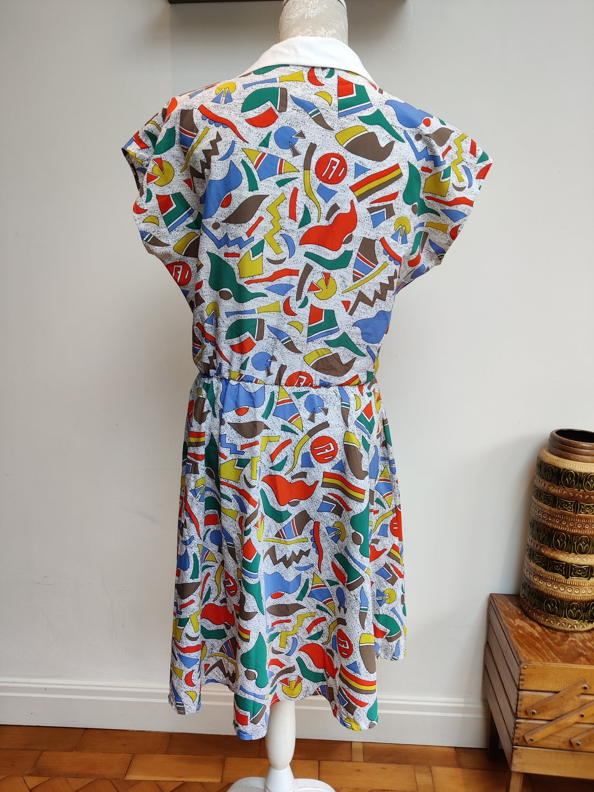 80s patterned dress with collar