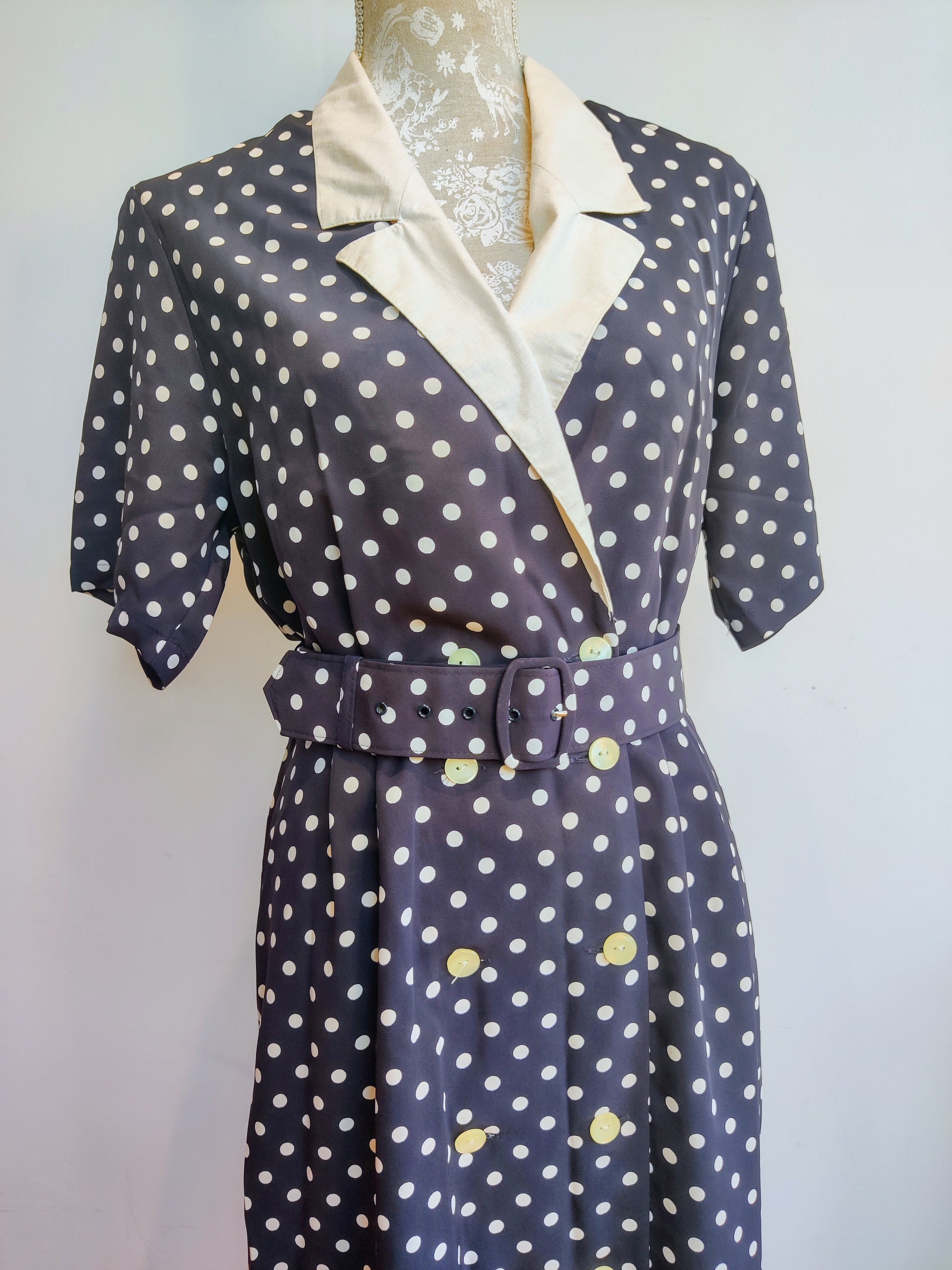 short sleeved vintage polka dot dress with belt
