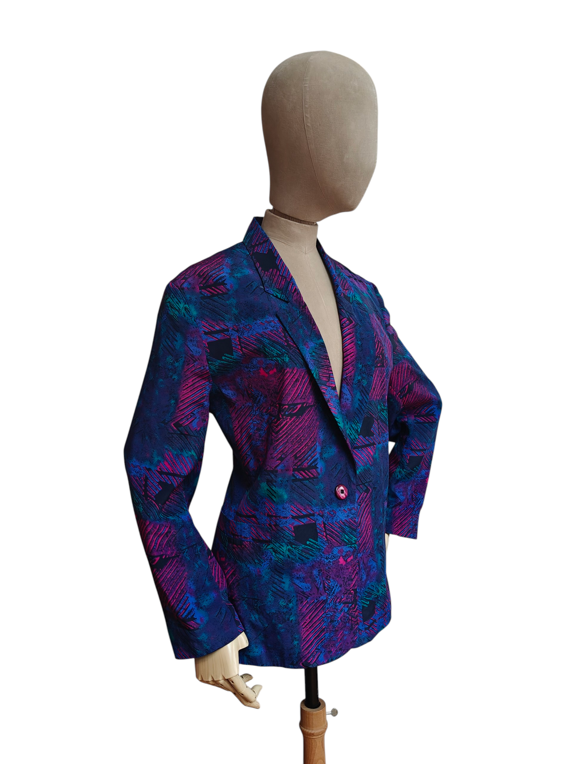 Ladies vintage jacket in purple and pink print