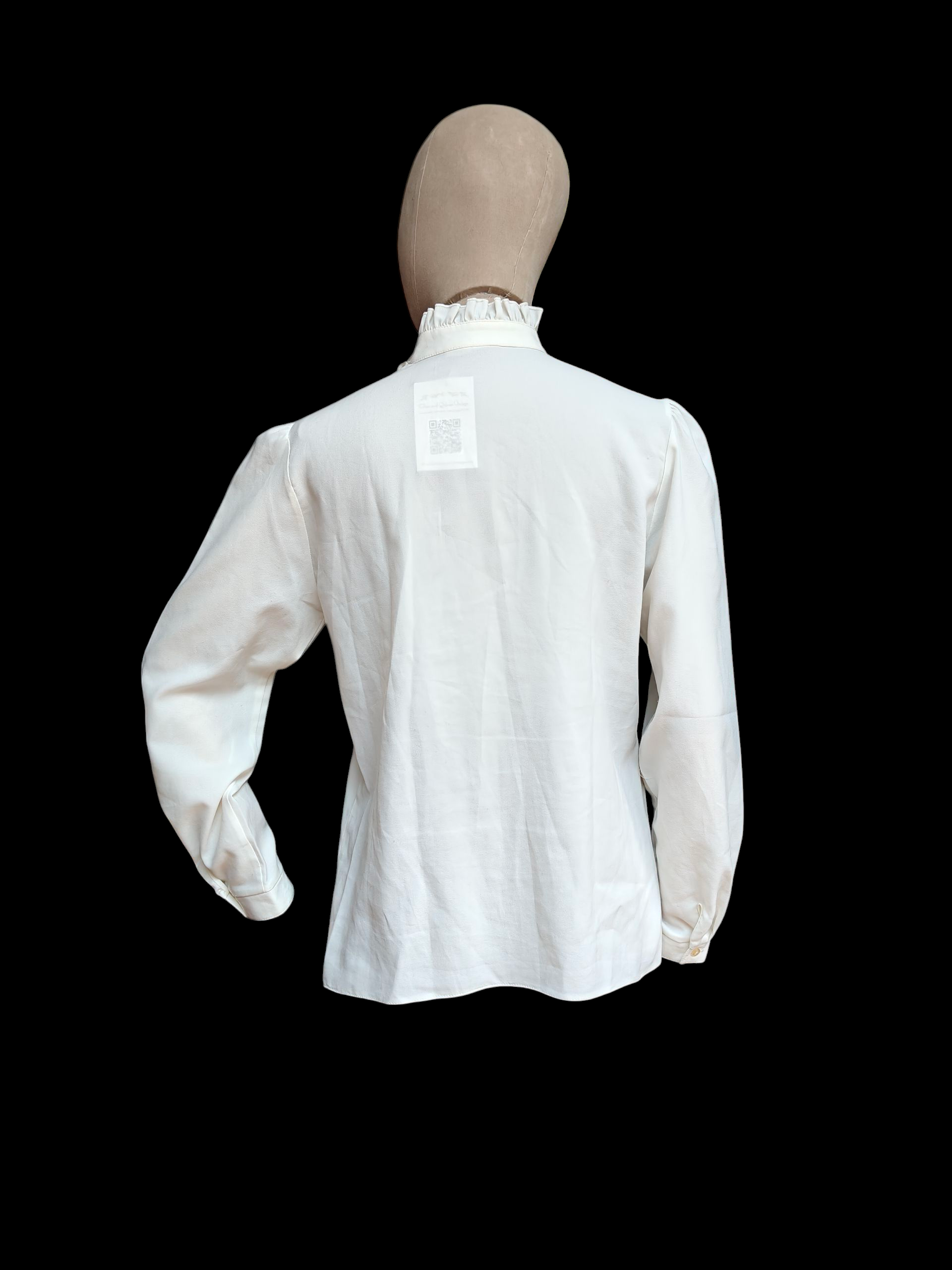 Ladies vintage shirt with high neck