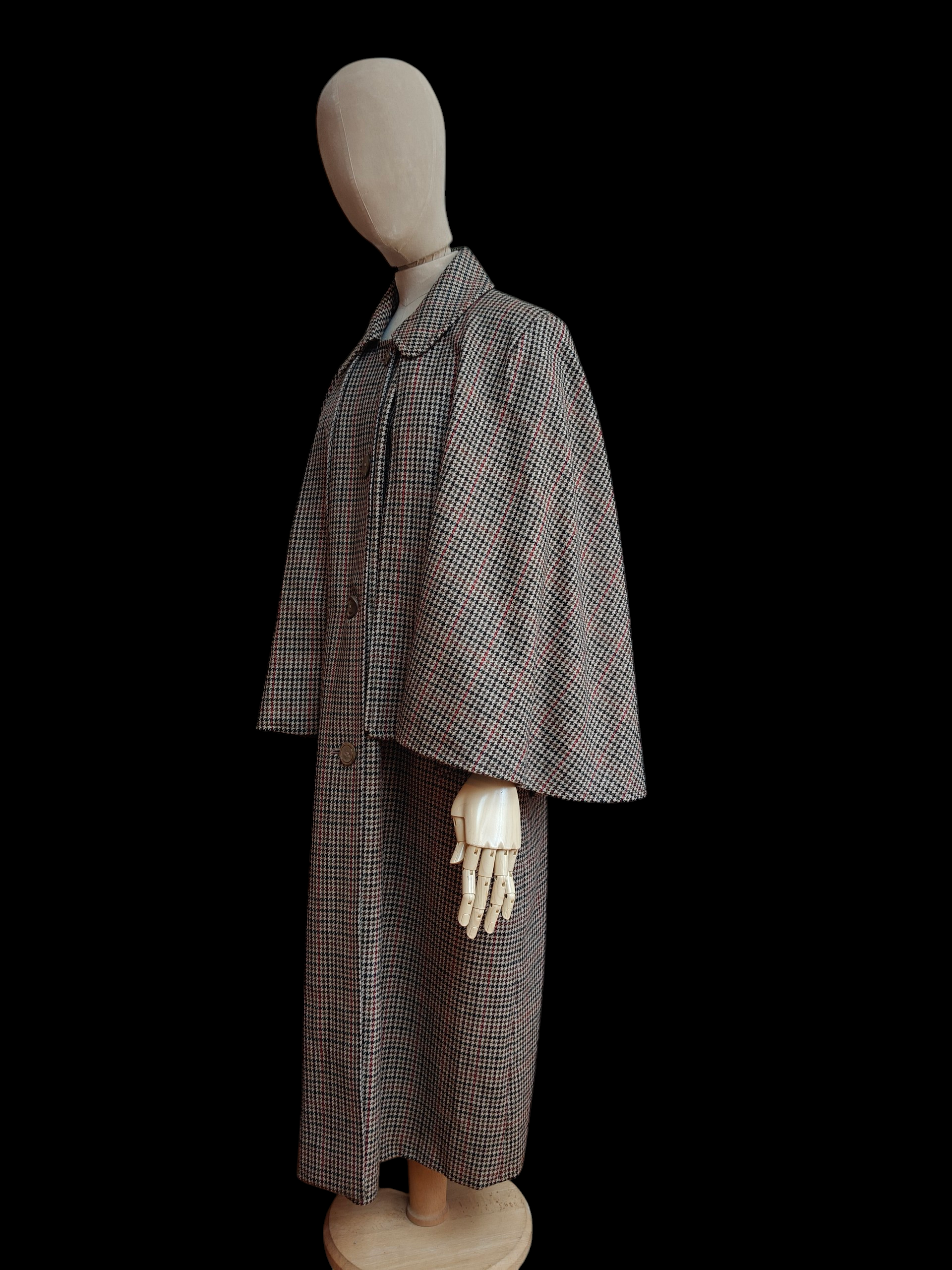 Long vintage houndstooth cape