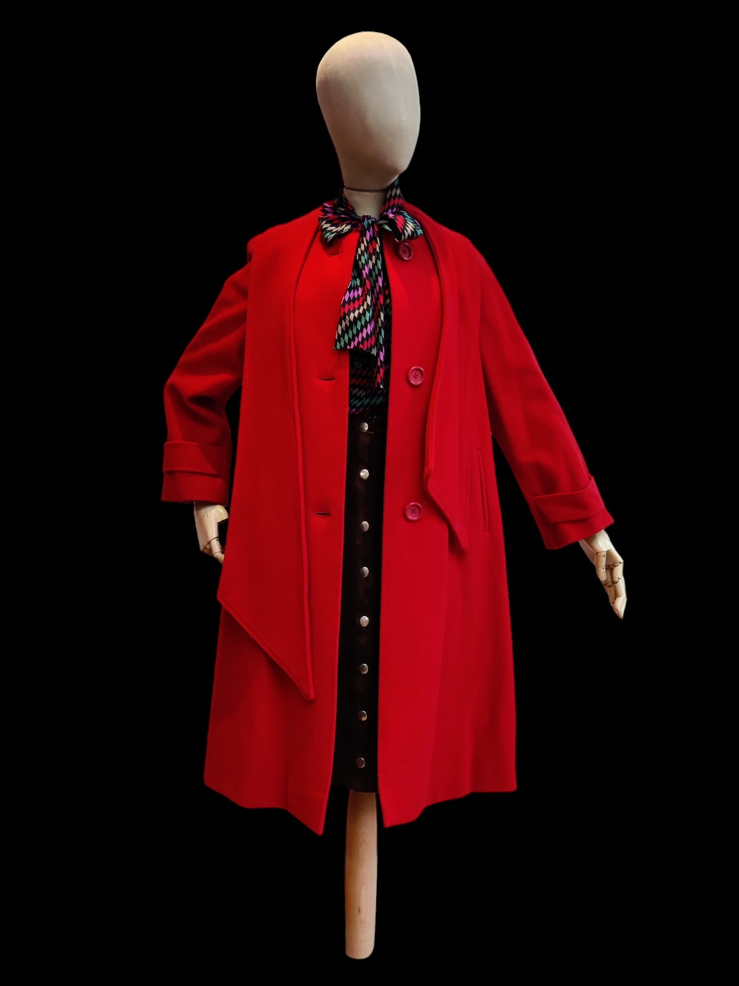 INcredible vintage red coat size 10-12