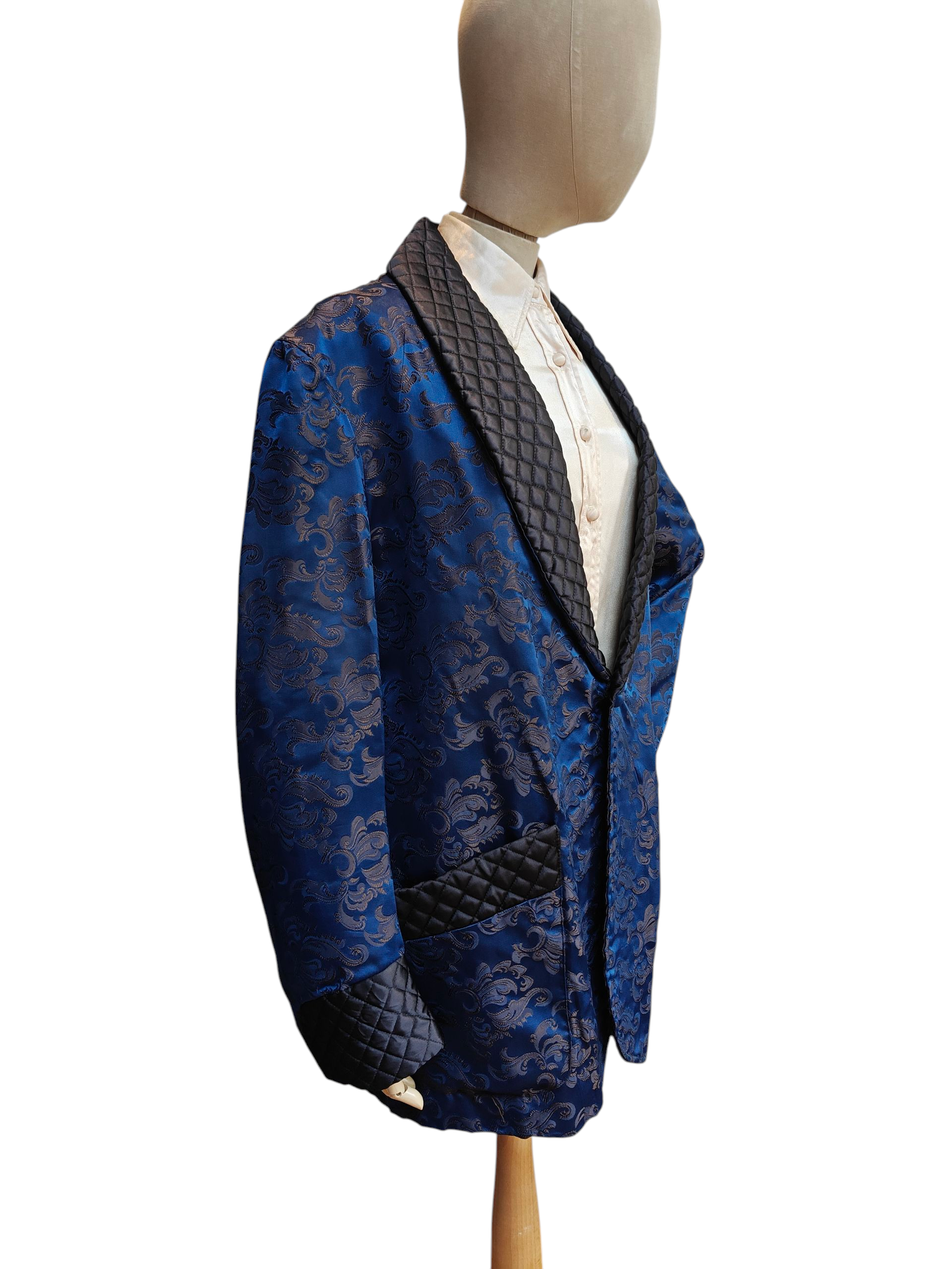 Plus size vintage evening jacket in blue silk.