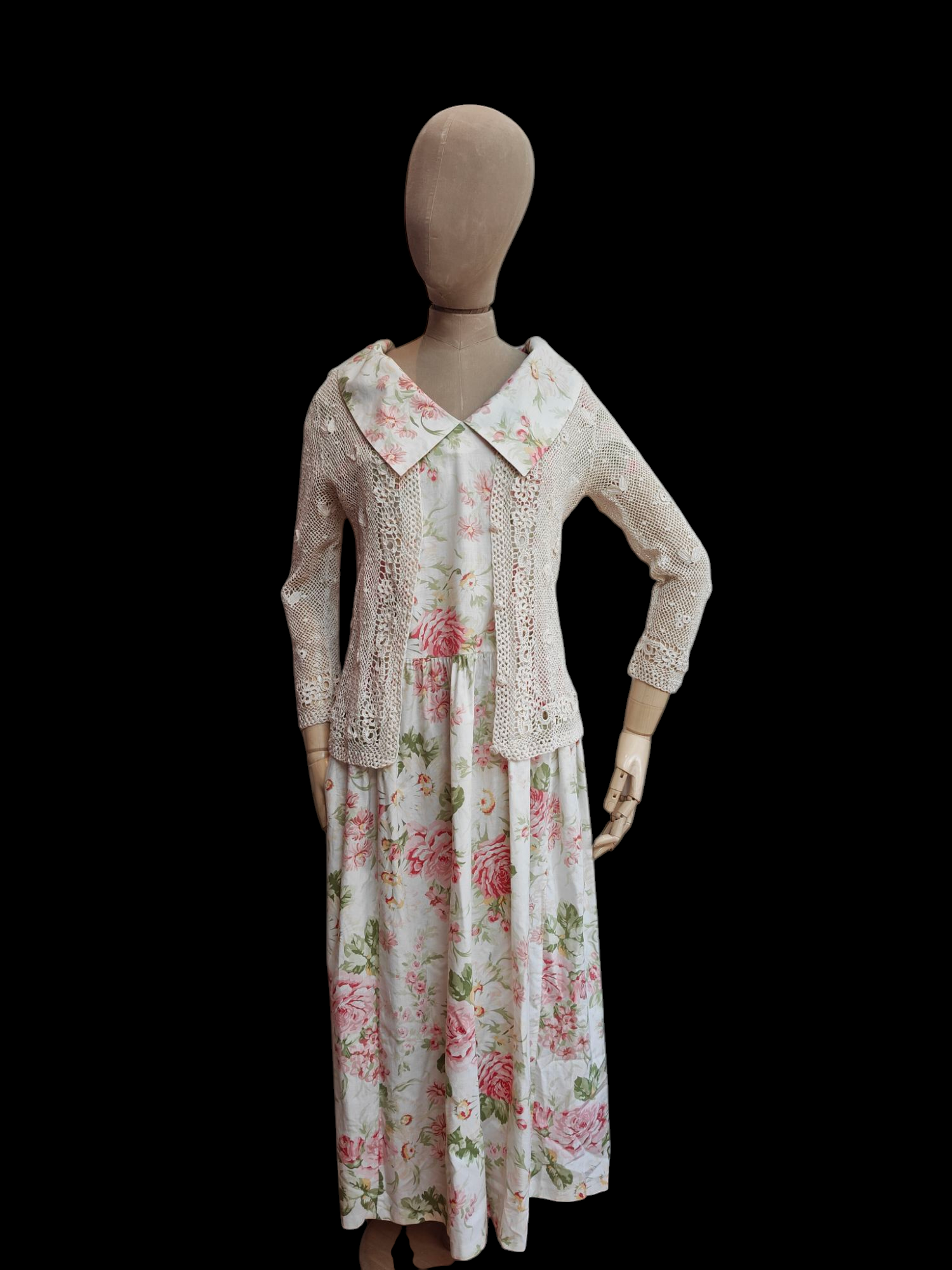 Pretty Vintage floral tea dress