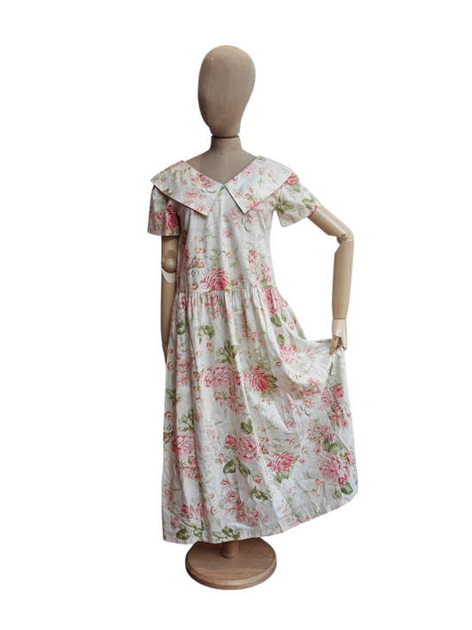 Pretty floral vintage Laura Ashley dress with big collar