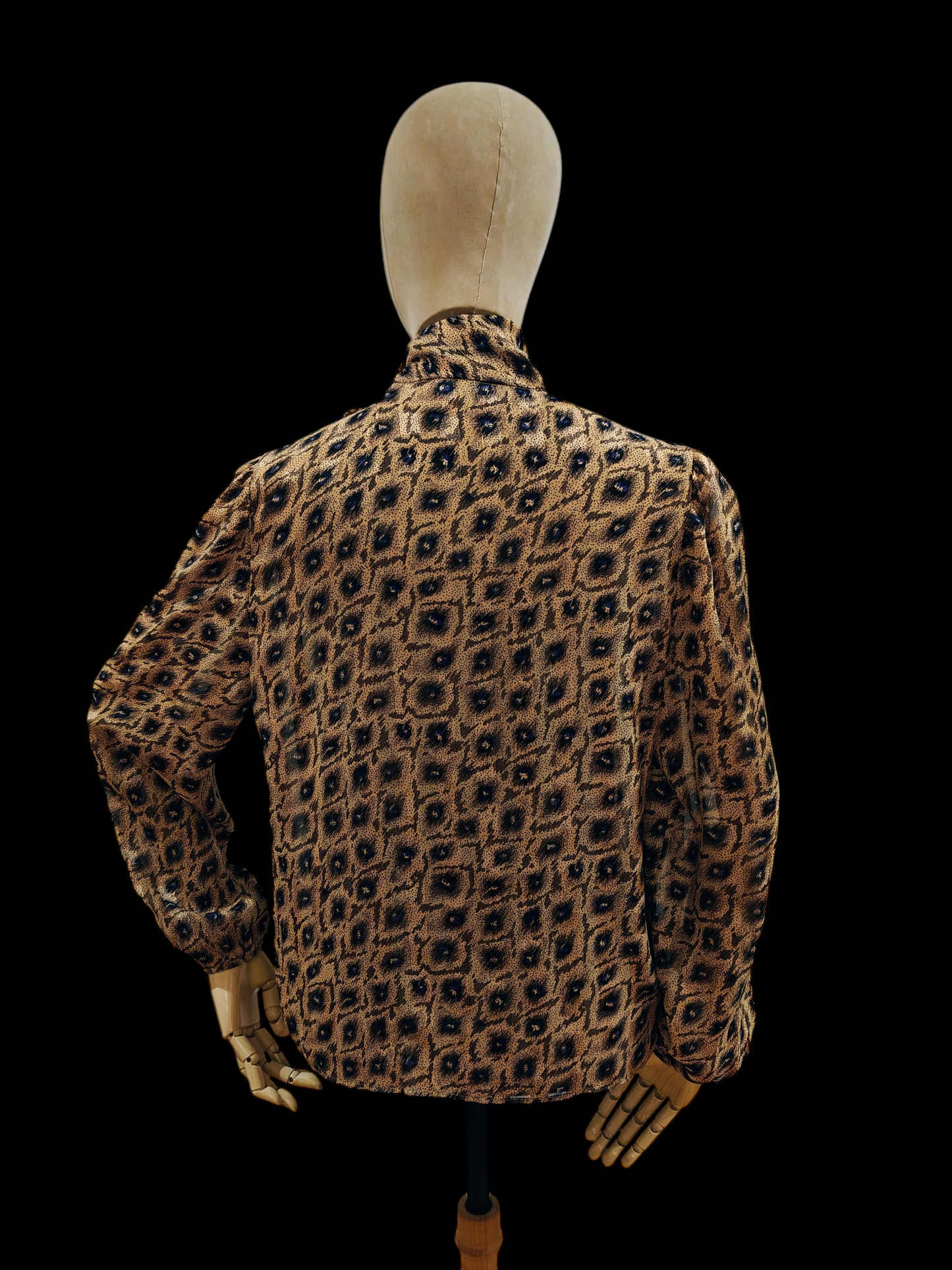 Pussy bow ladies vintage shirt