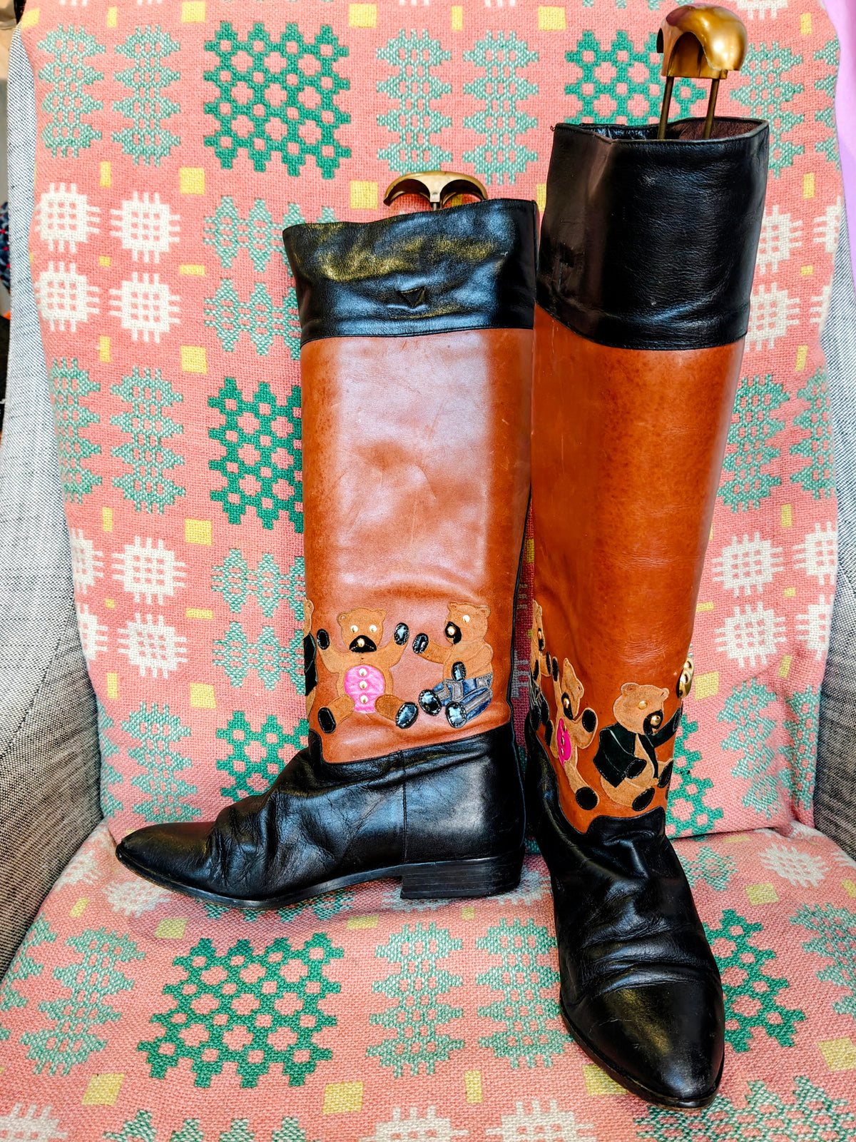 Rare Beverley Feldman knee high boots with teddy bear design