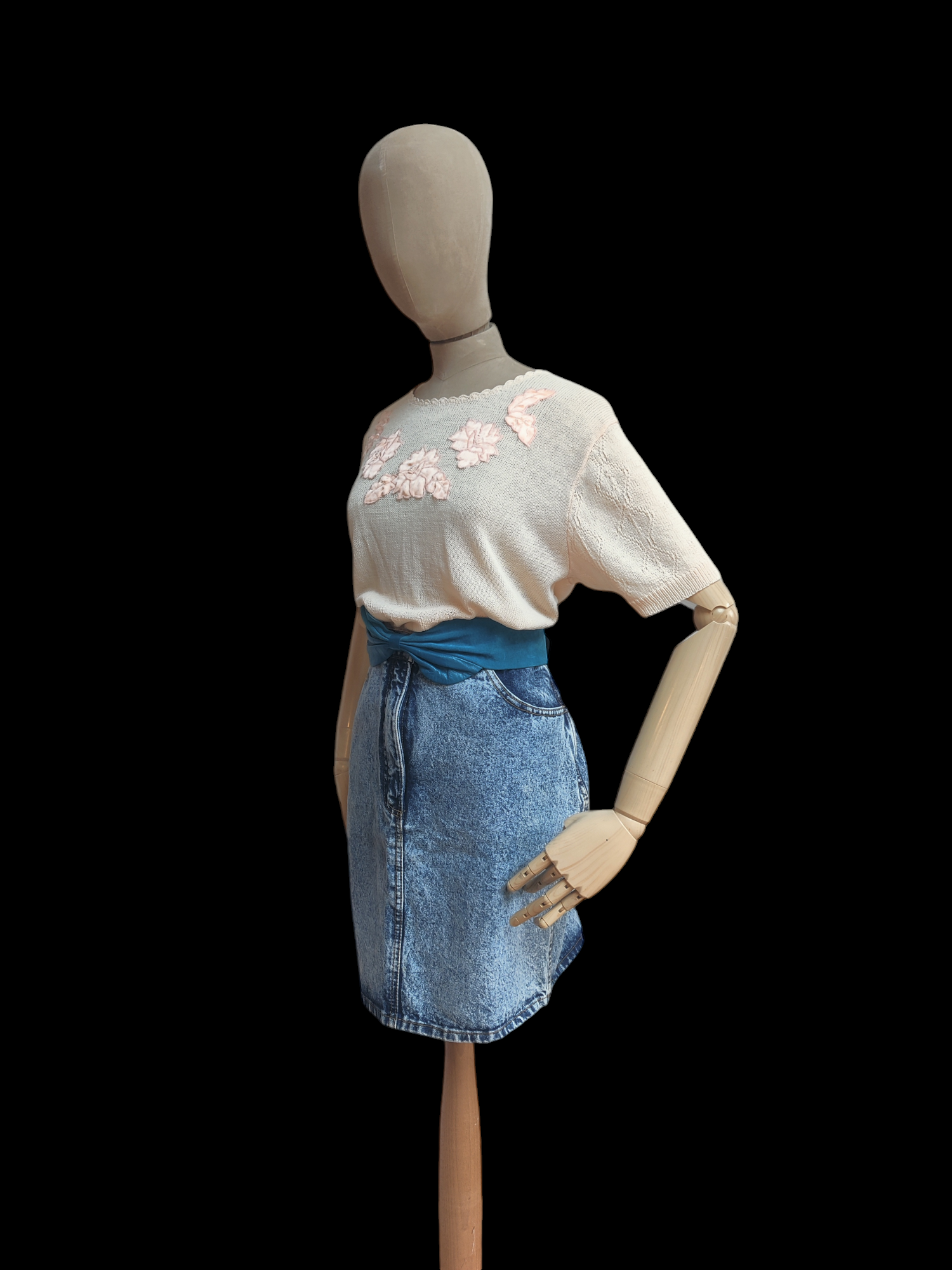 Retro denim pencil skirt size 10-12