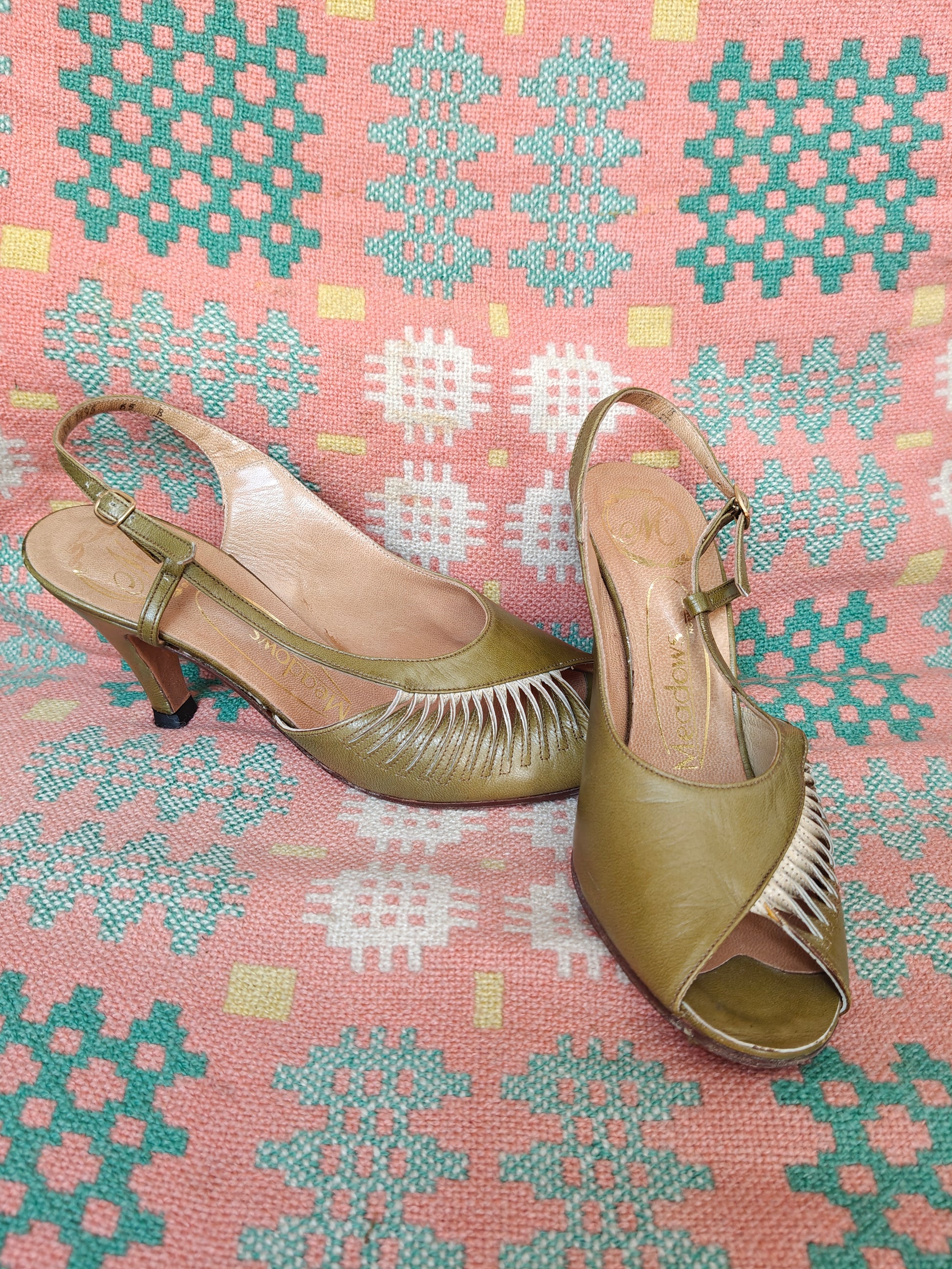 Slingback vintage summer heels