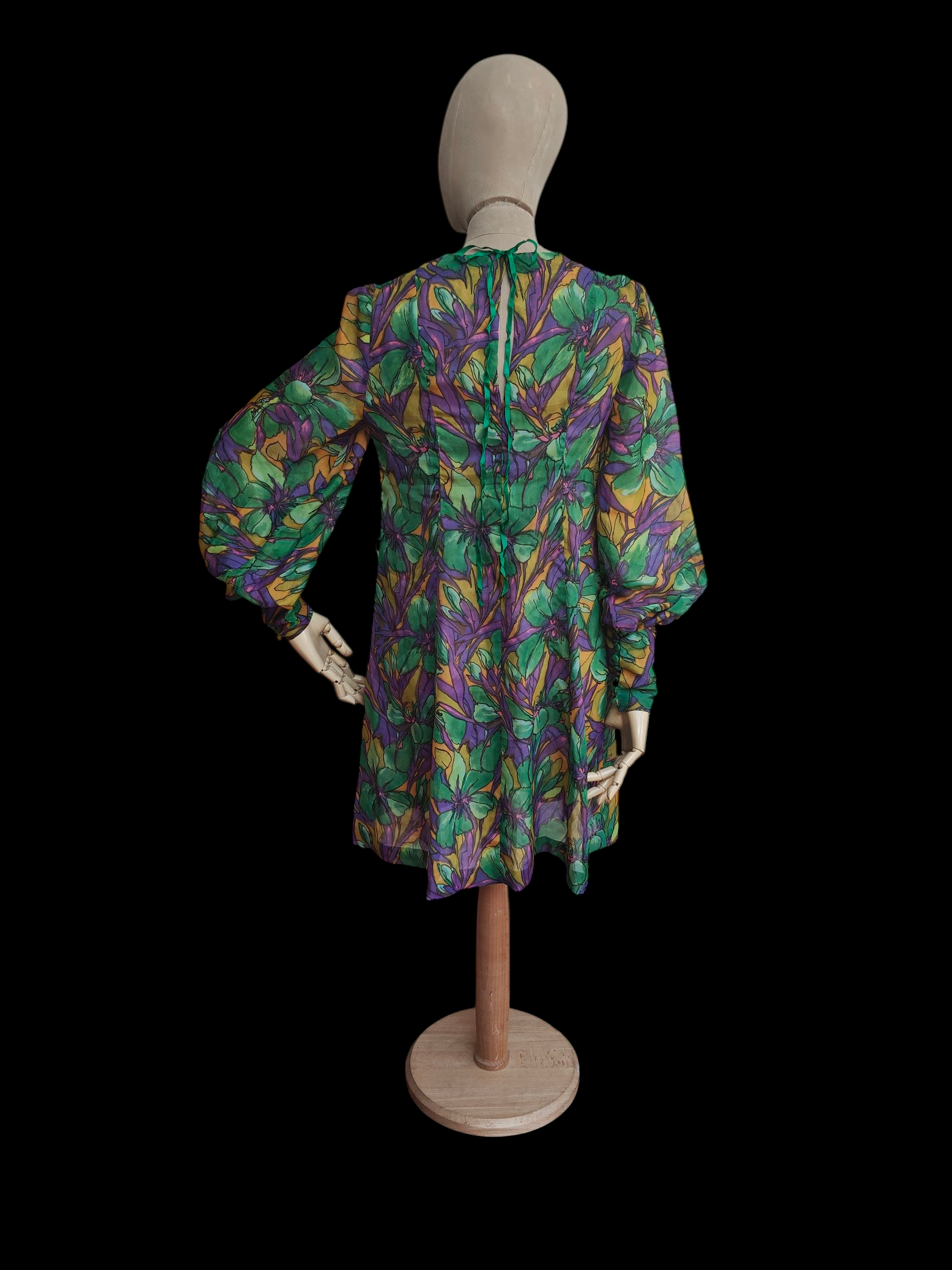 Small vintage mini dress with huge sleeves