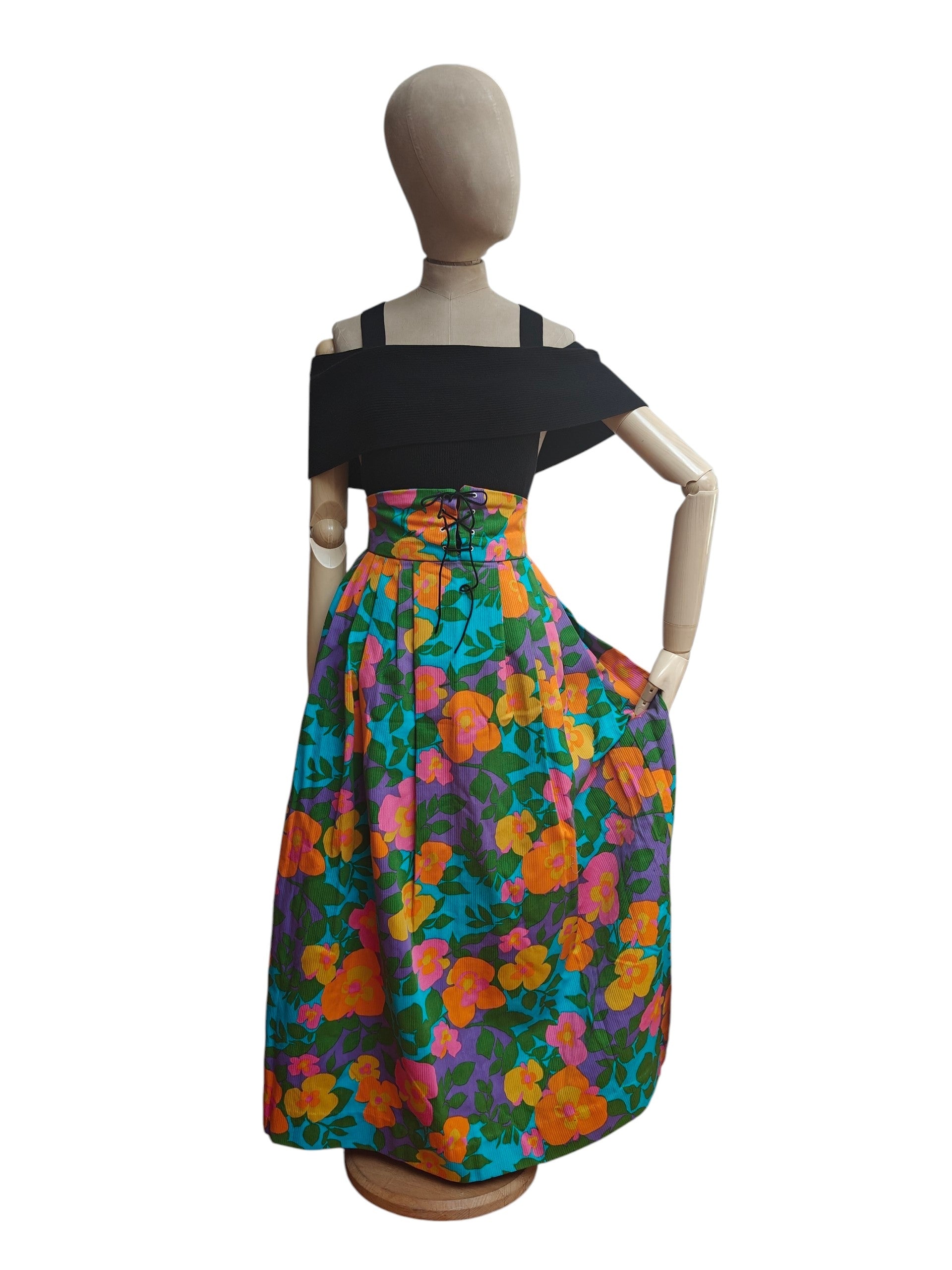 Stunning colourful floral vintage maxi skirt