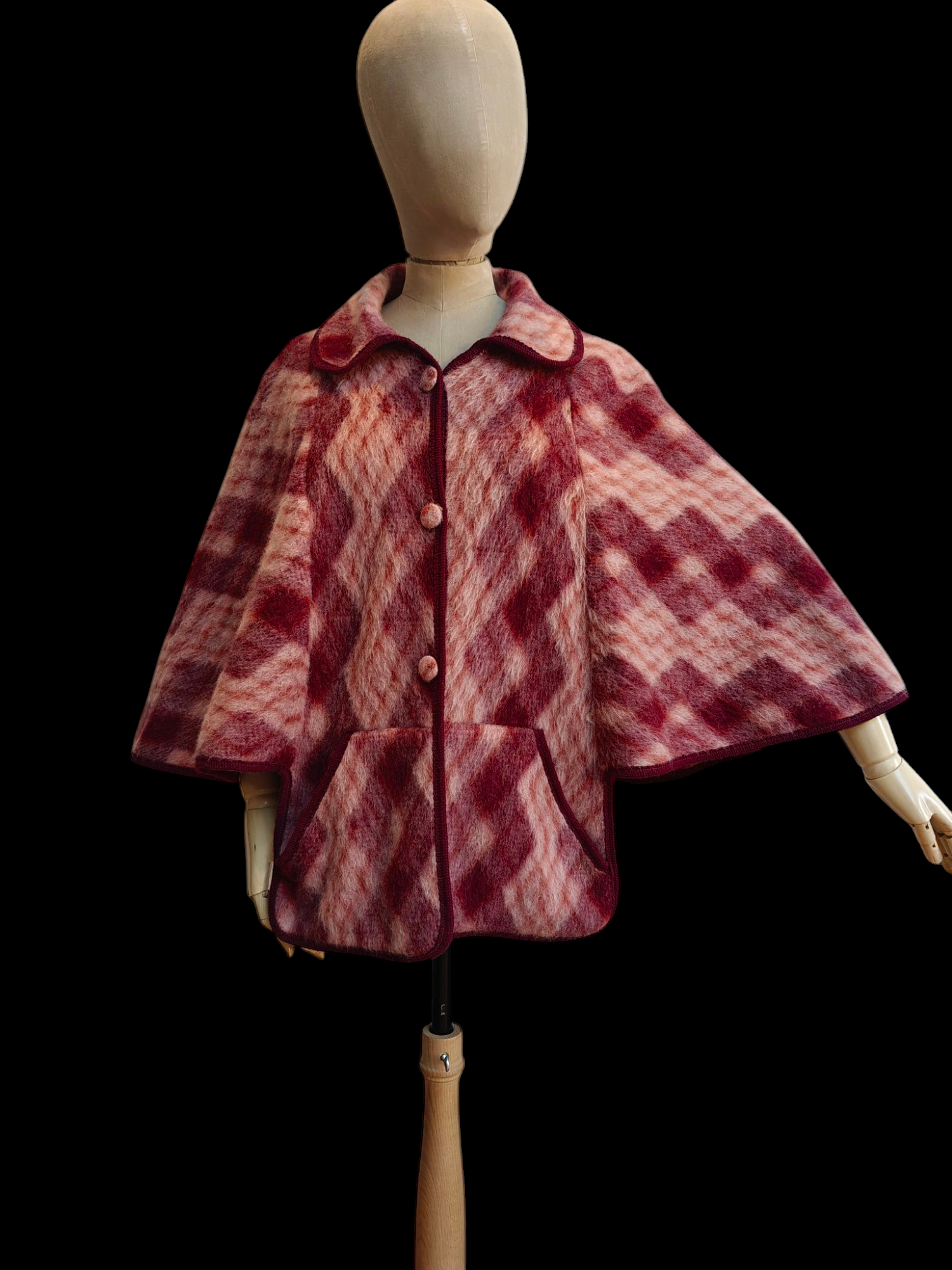 Vintage cape in pink plaid