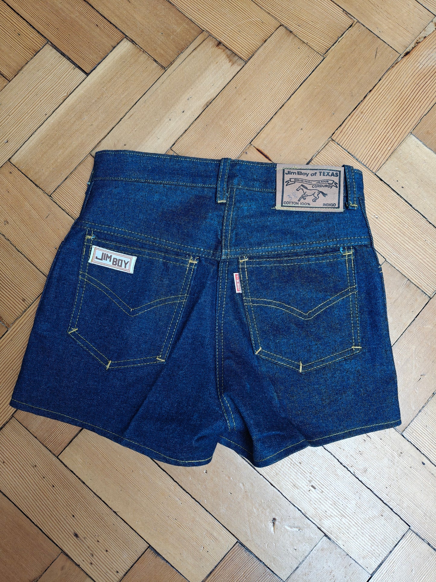 Vintage deadstock ladies denim hotpants