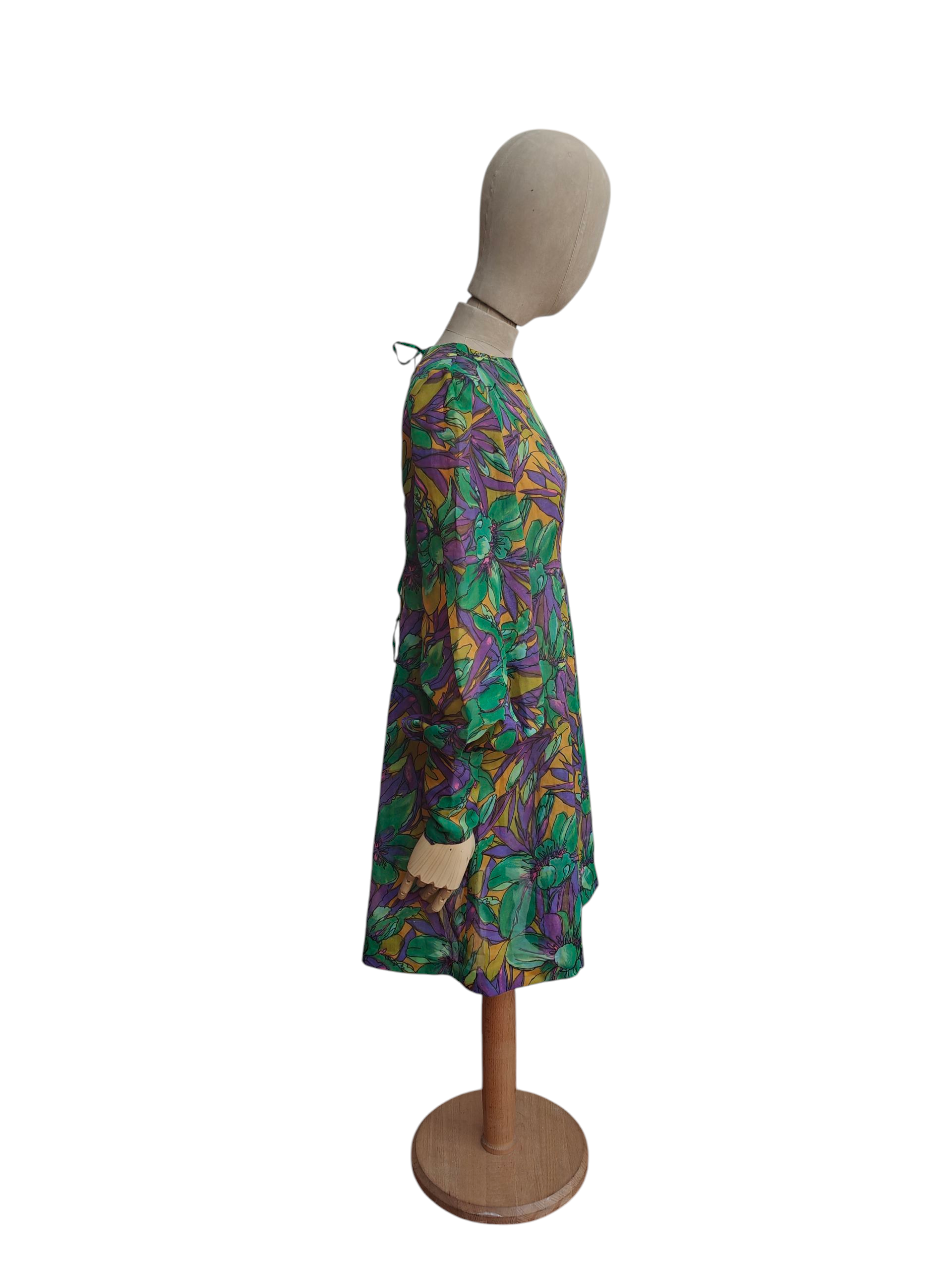 Vintage dress with bishop sleeves