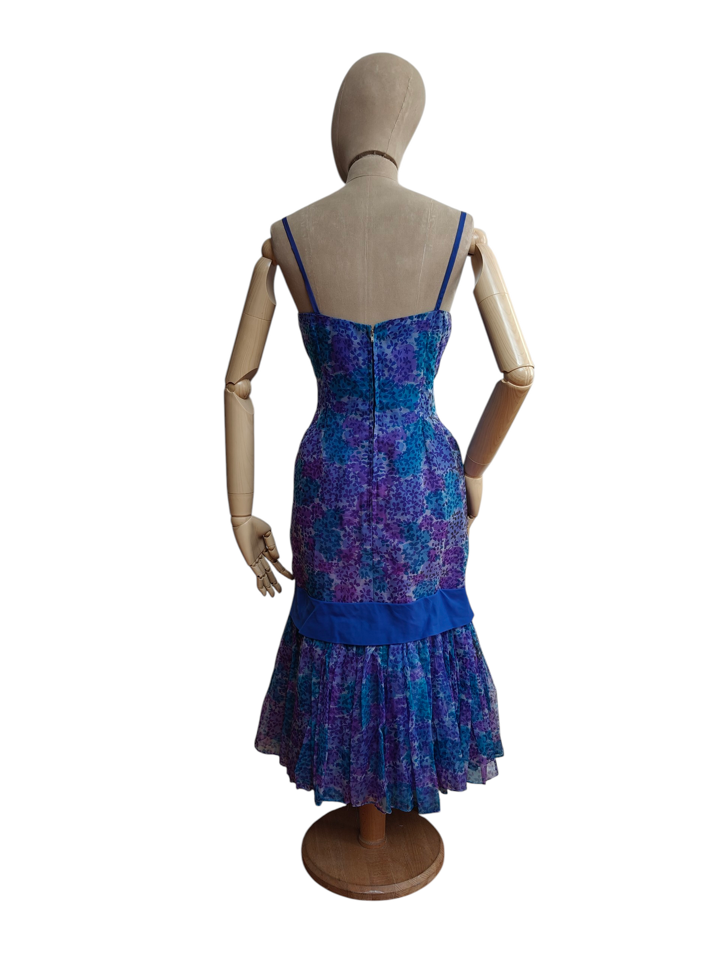 Vintage evening dress in lilac floral fabric