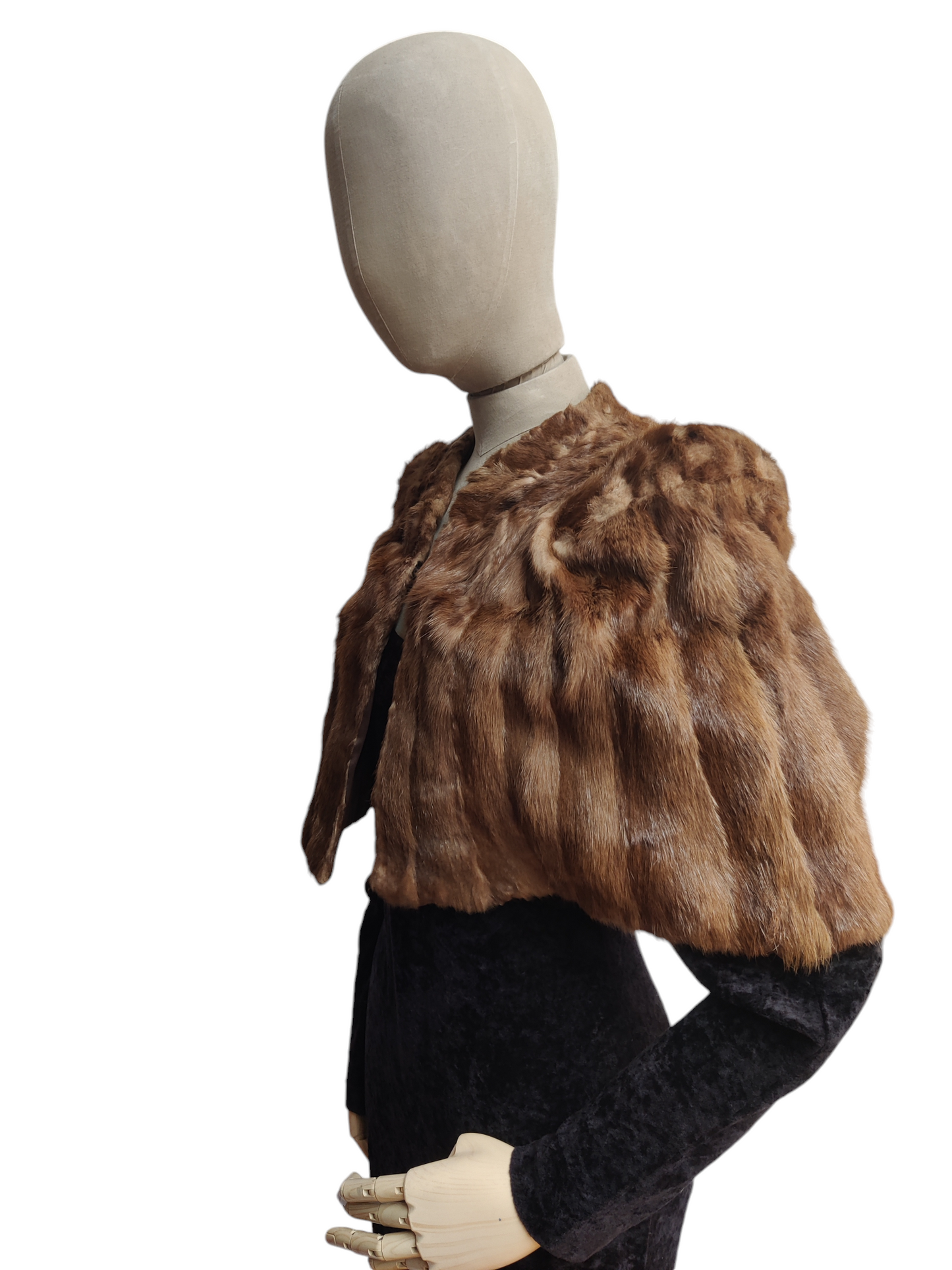 Vintage fur cape in brown