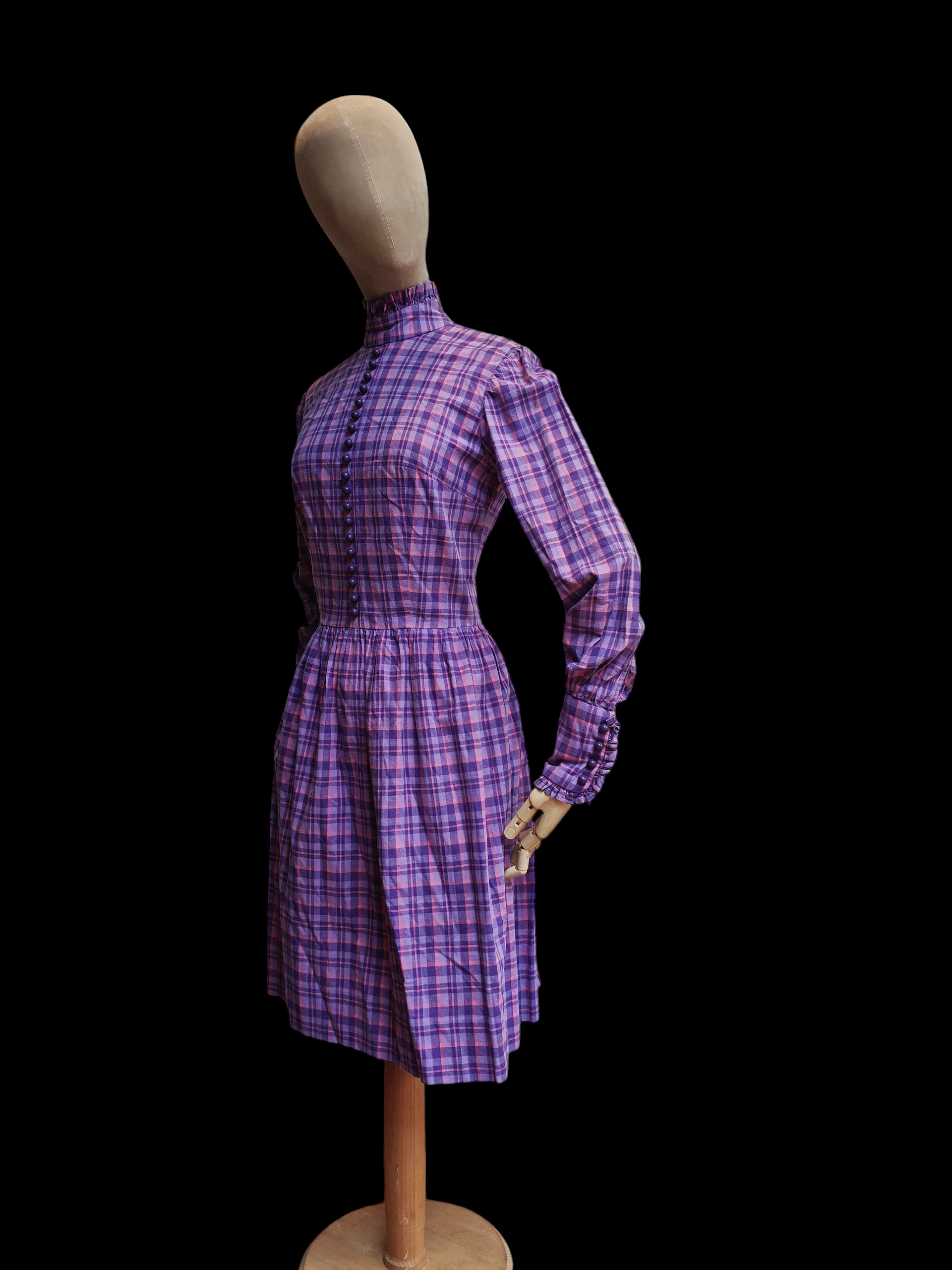 Vintage midi dress with pie crust neck