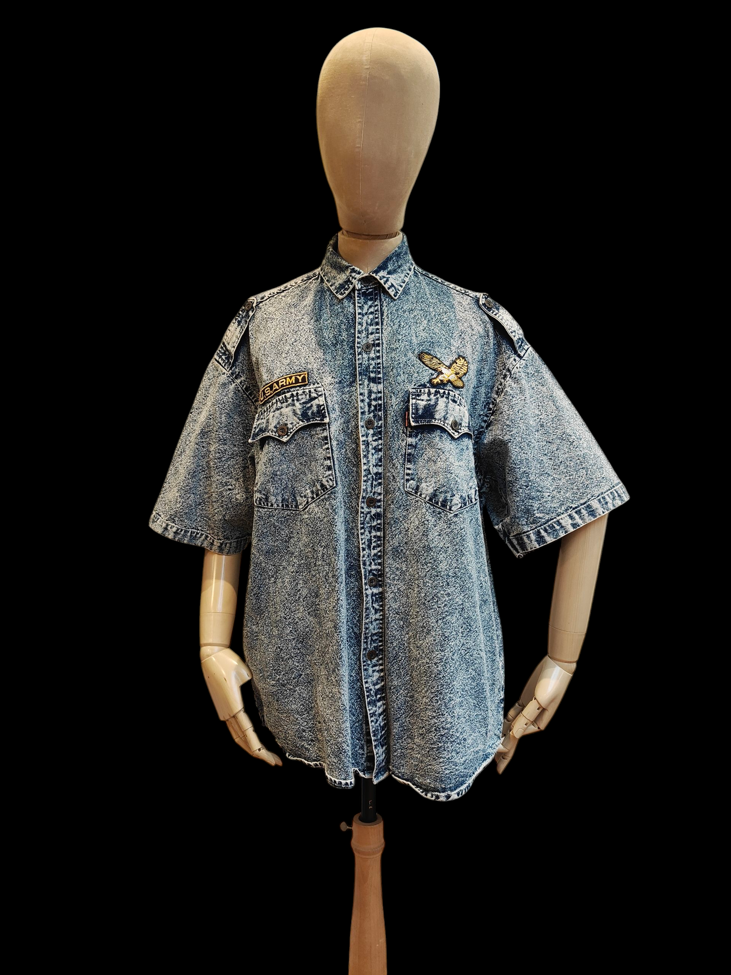 Vintage stonewash denim Levi's shirt
