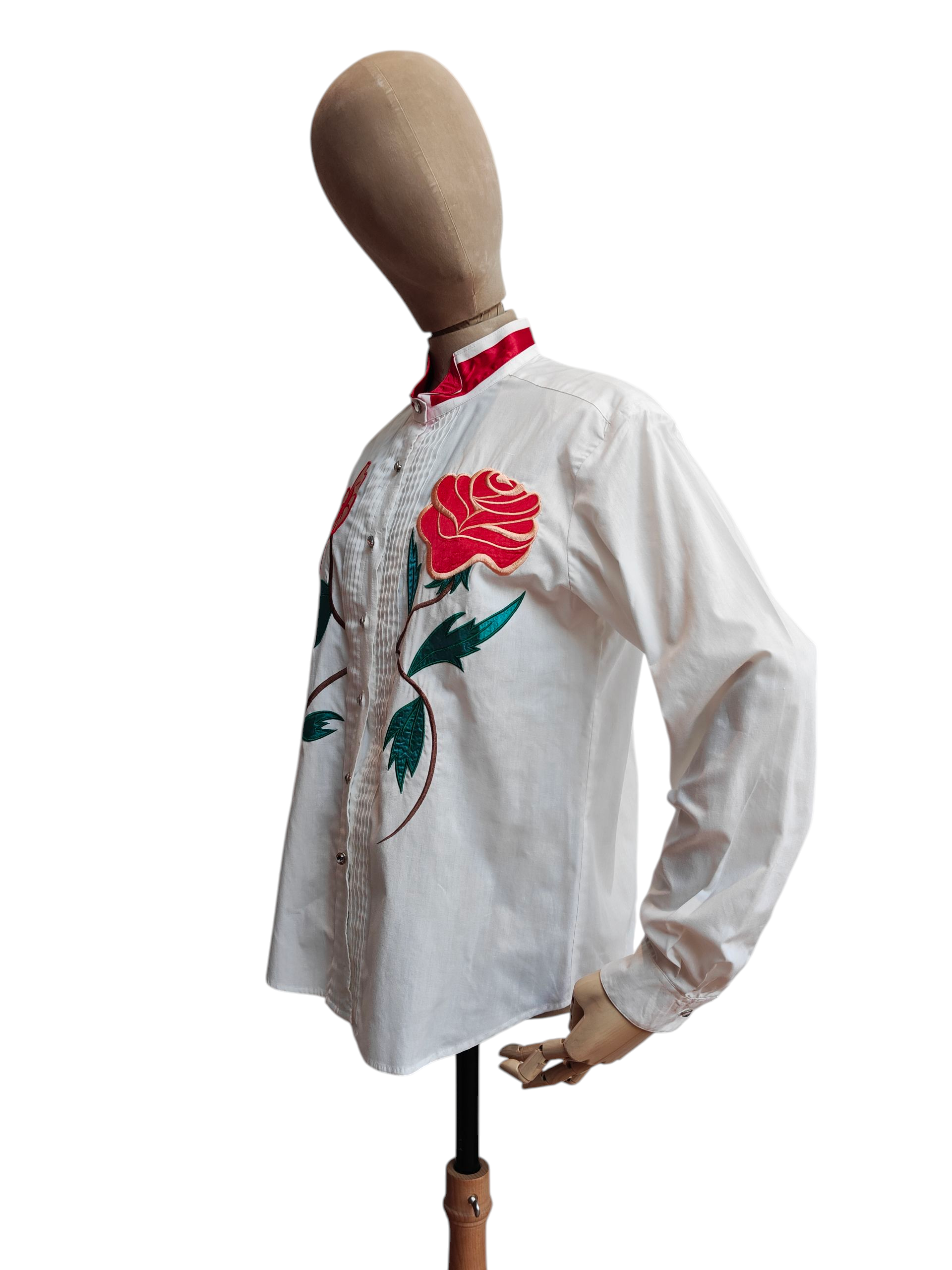 Western unisex shirt in white with red and green flower
