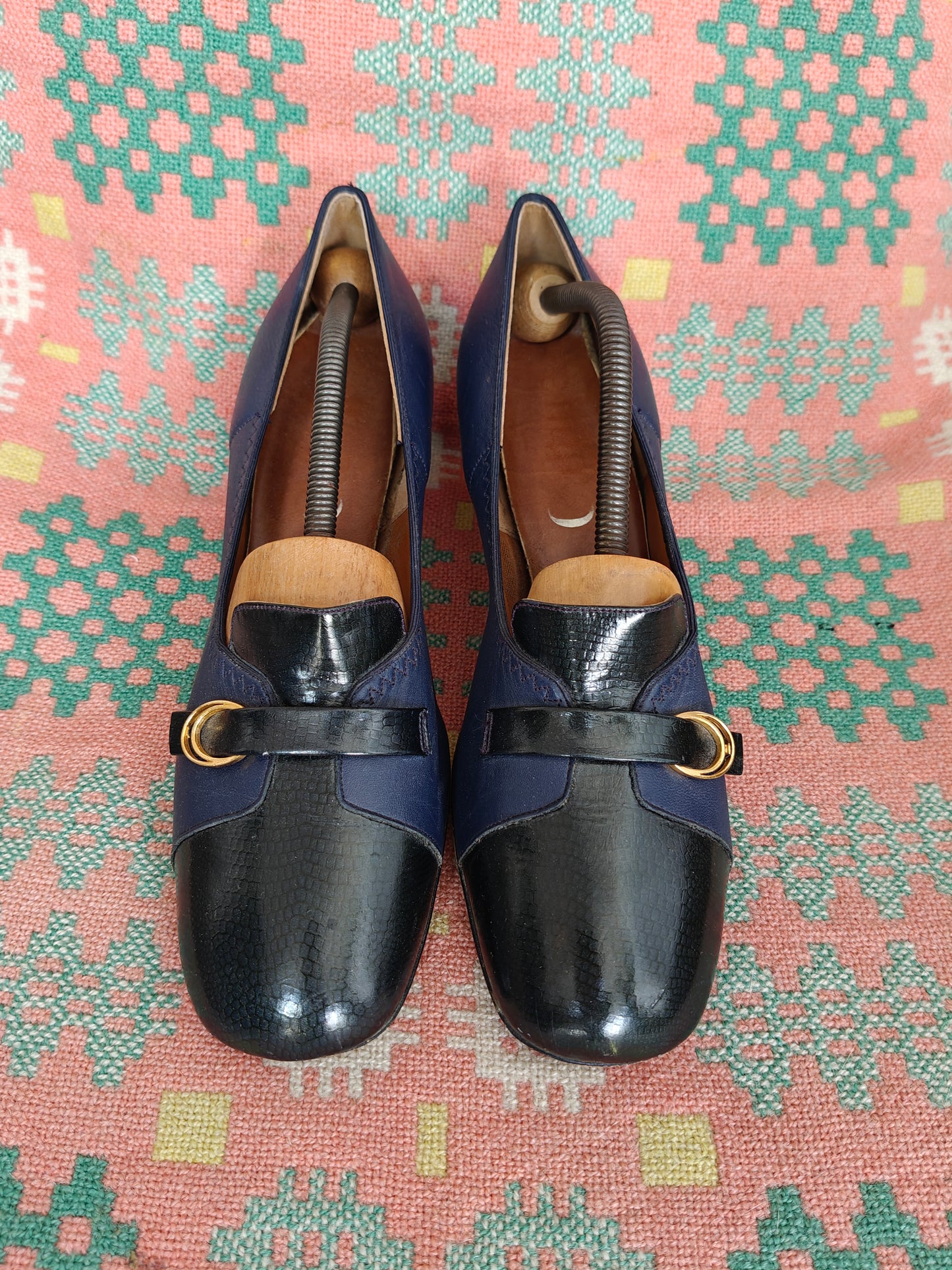 black and navy 60's ladies shoes