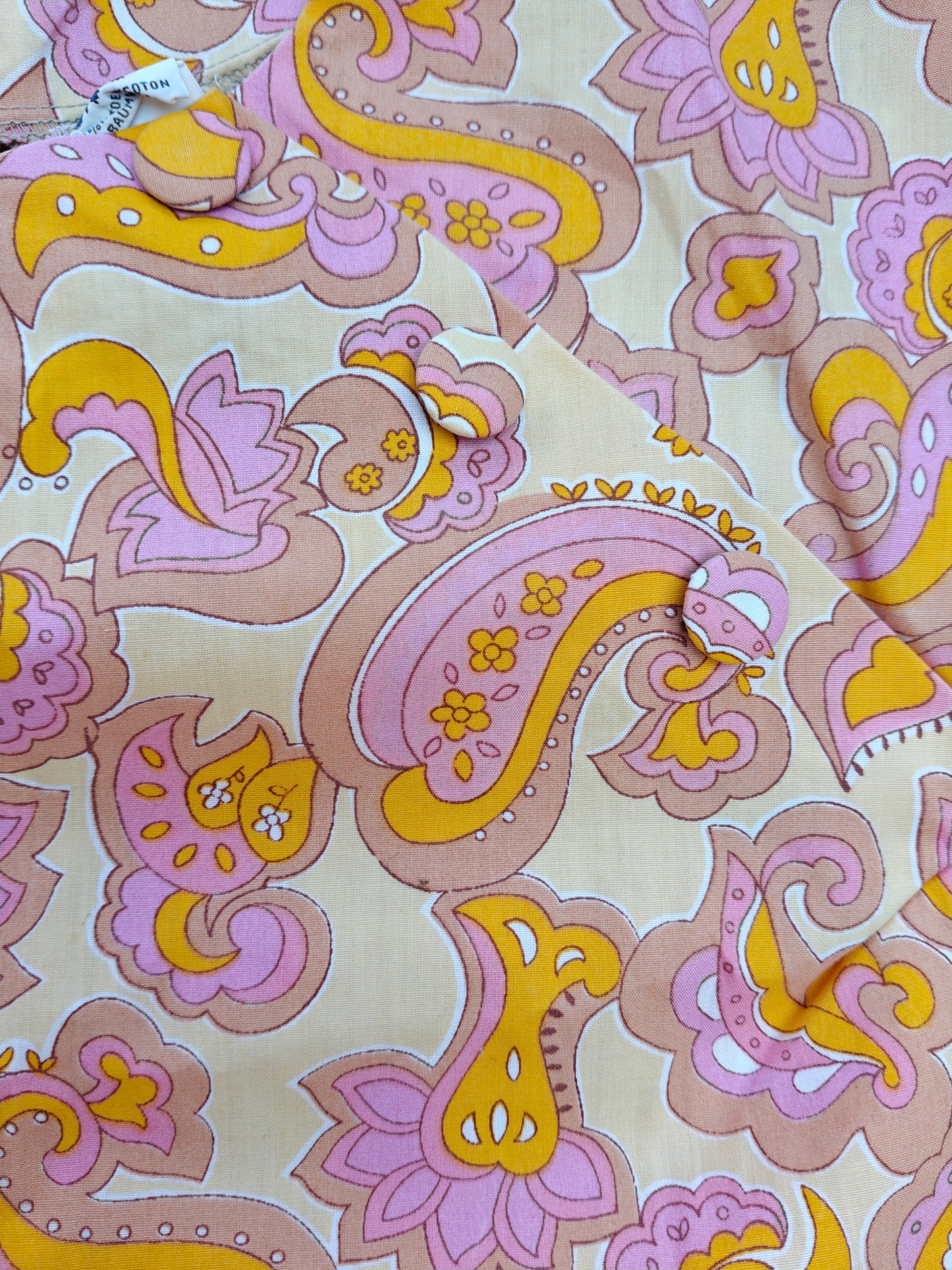 close up of the vintage print