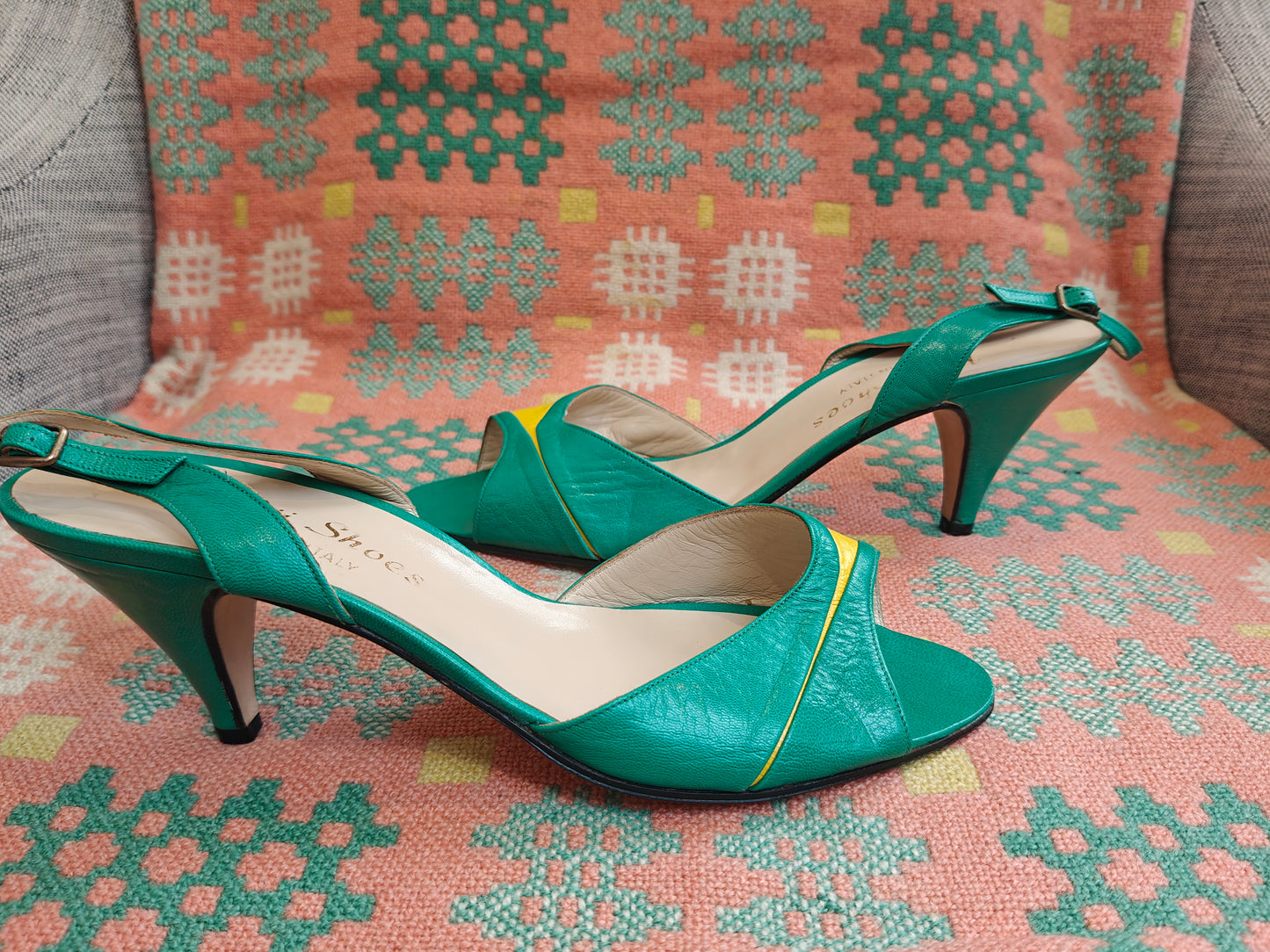 green 70s shoes 