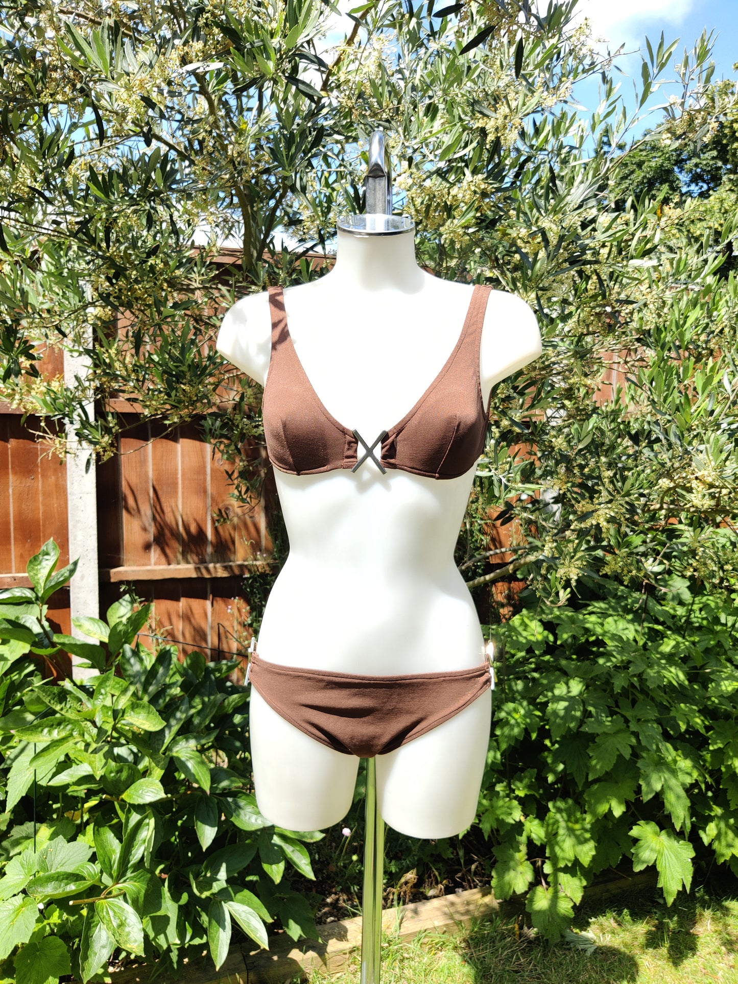 Brown 70's 2 piece bikini size 6-8