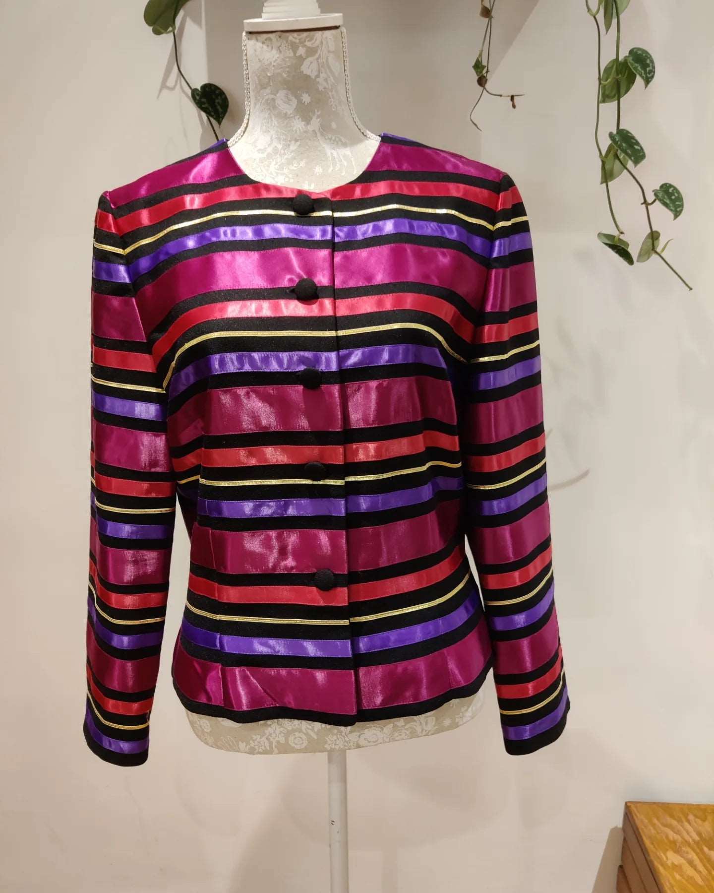 Rainbow 1980s striped jacket. Size 10-12