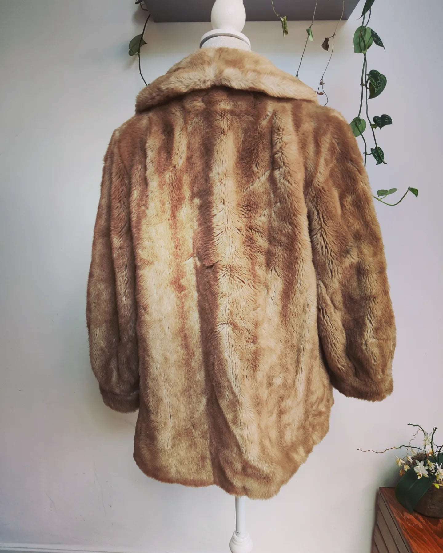 70's faux fur jacket, size 10-12.