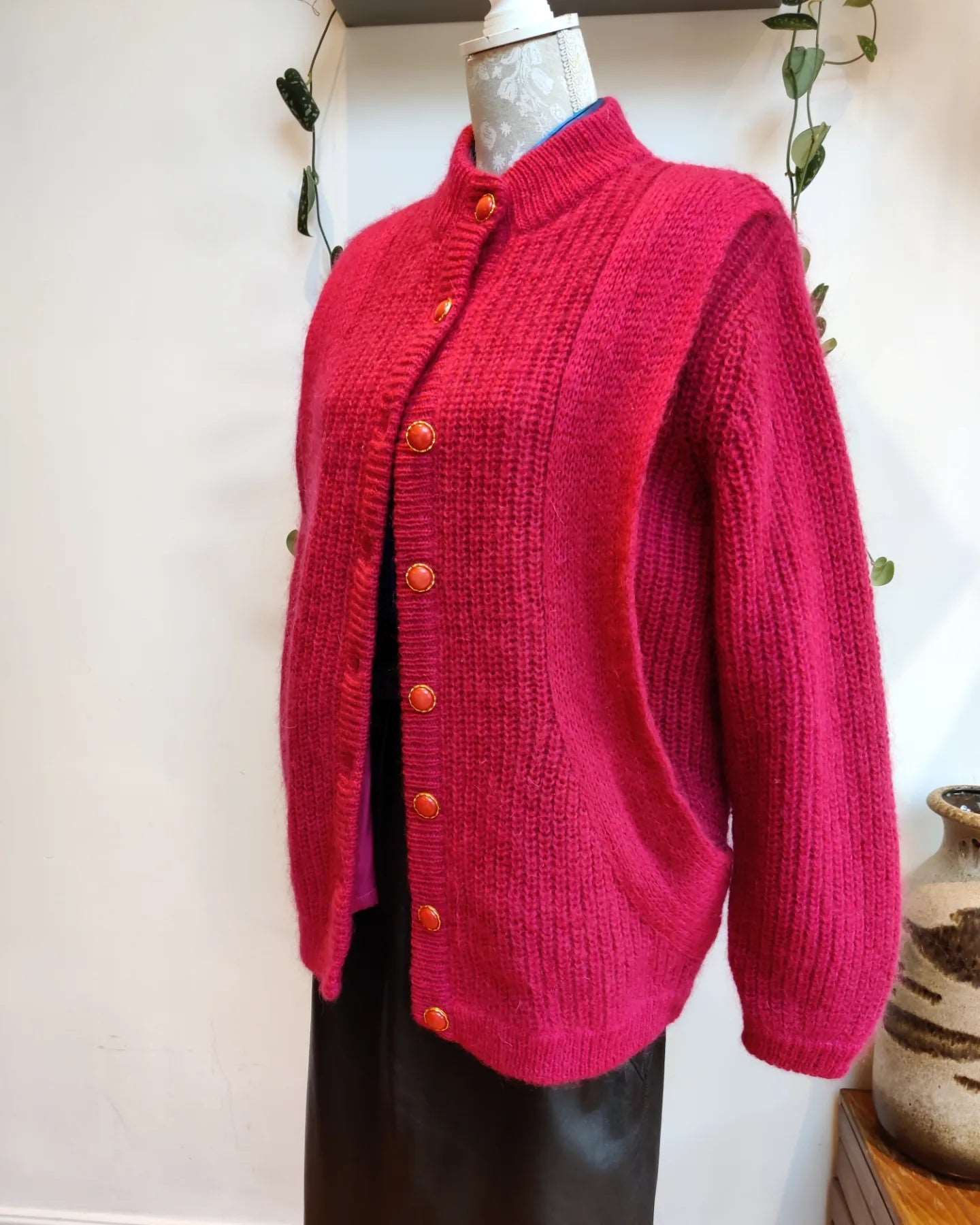 Stunning red mohair 80s cardigan. Lined. Size 8-14.