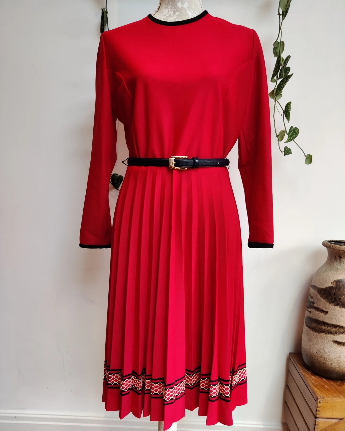 1980s red pleated dress.