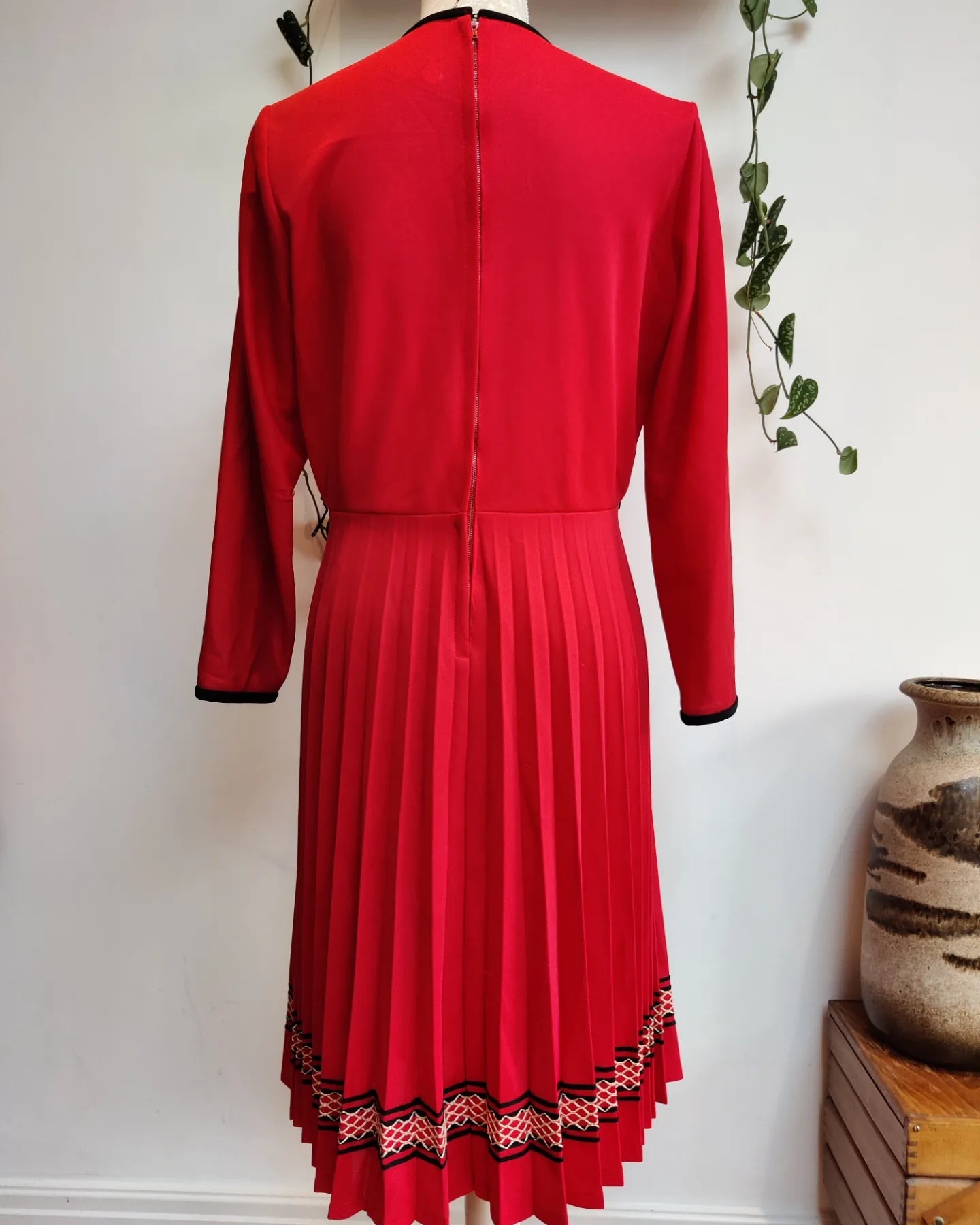 Red and black vintage pleated midi dress