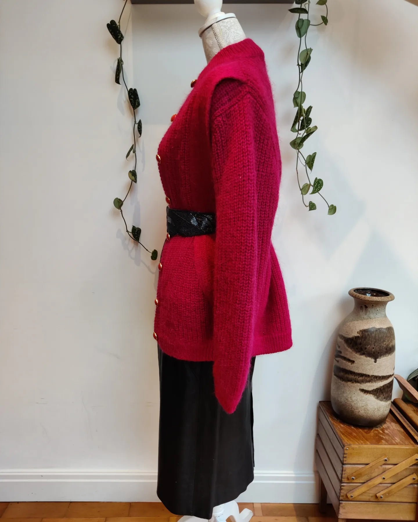 Stunning red mohair 80s cardigan. Lined. Size 8-14.