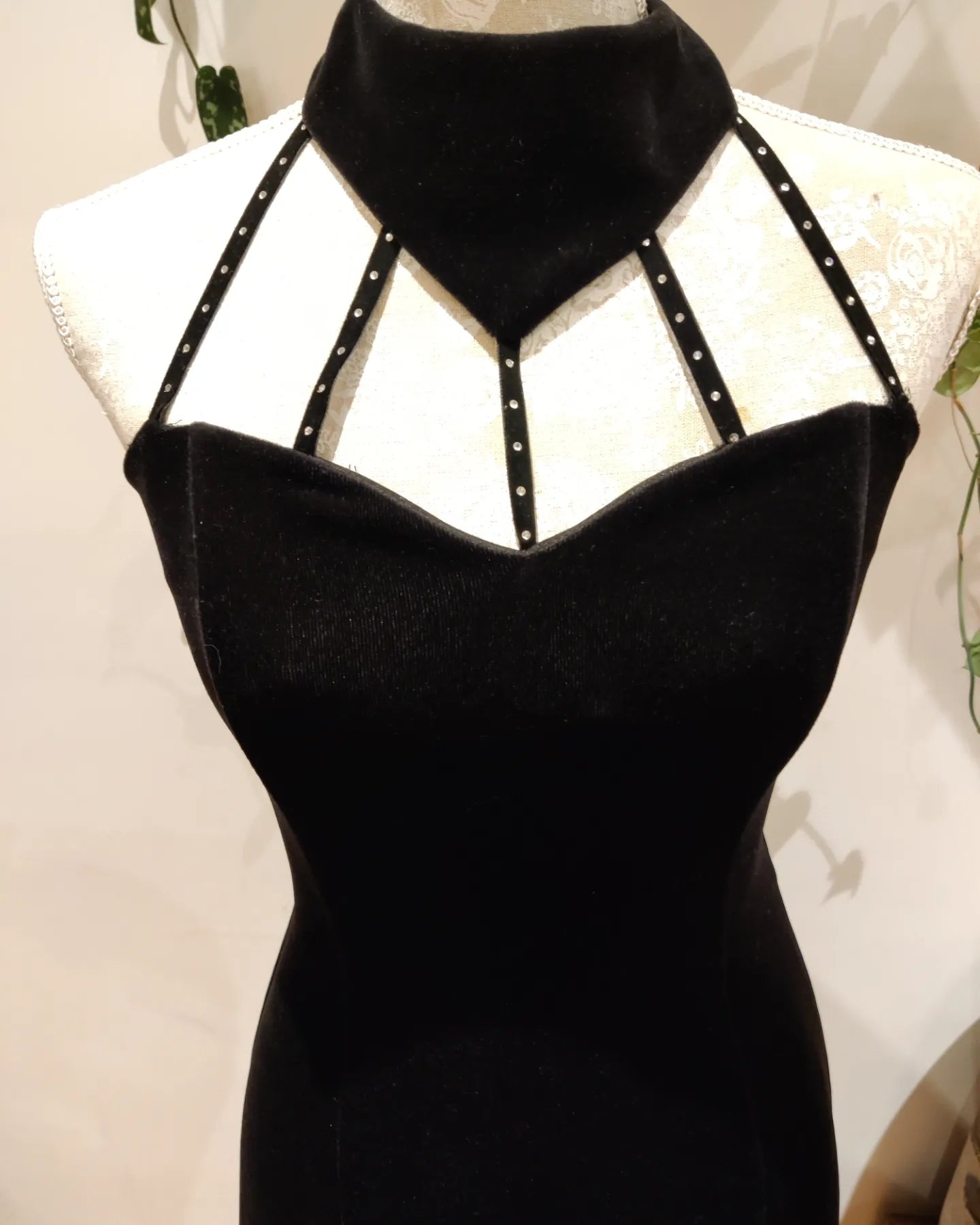 Incredibly sexy black velvet dress with cage detail. size 8.