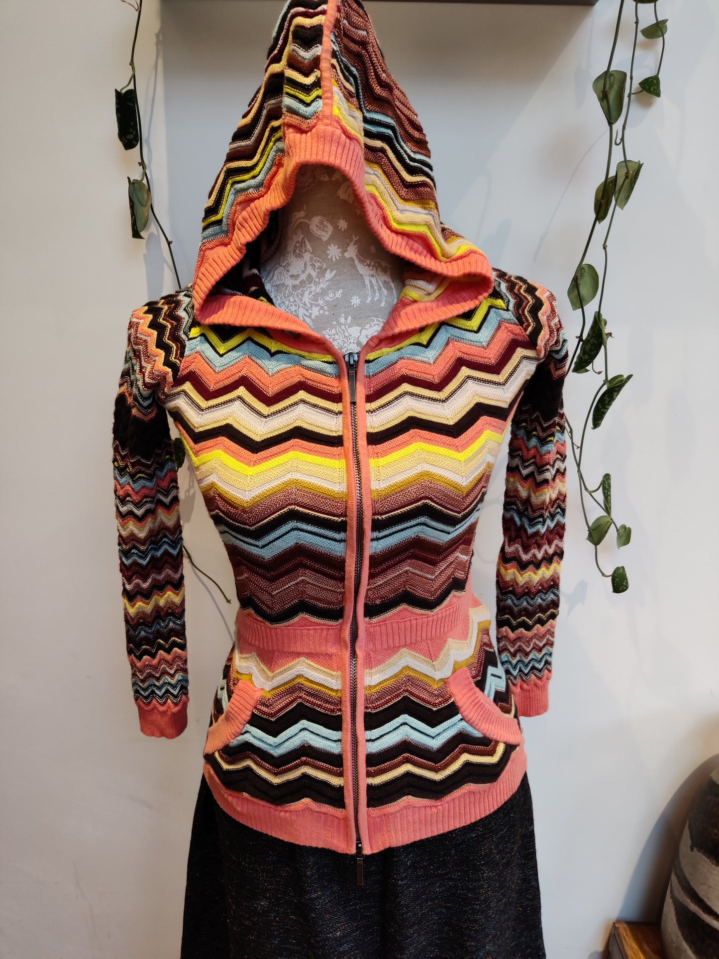 Missoni hooded top size 6-8.