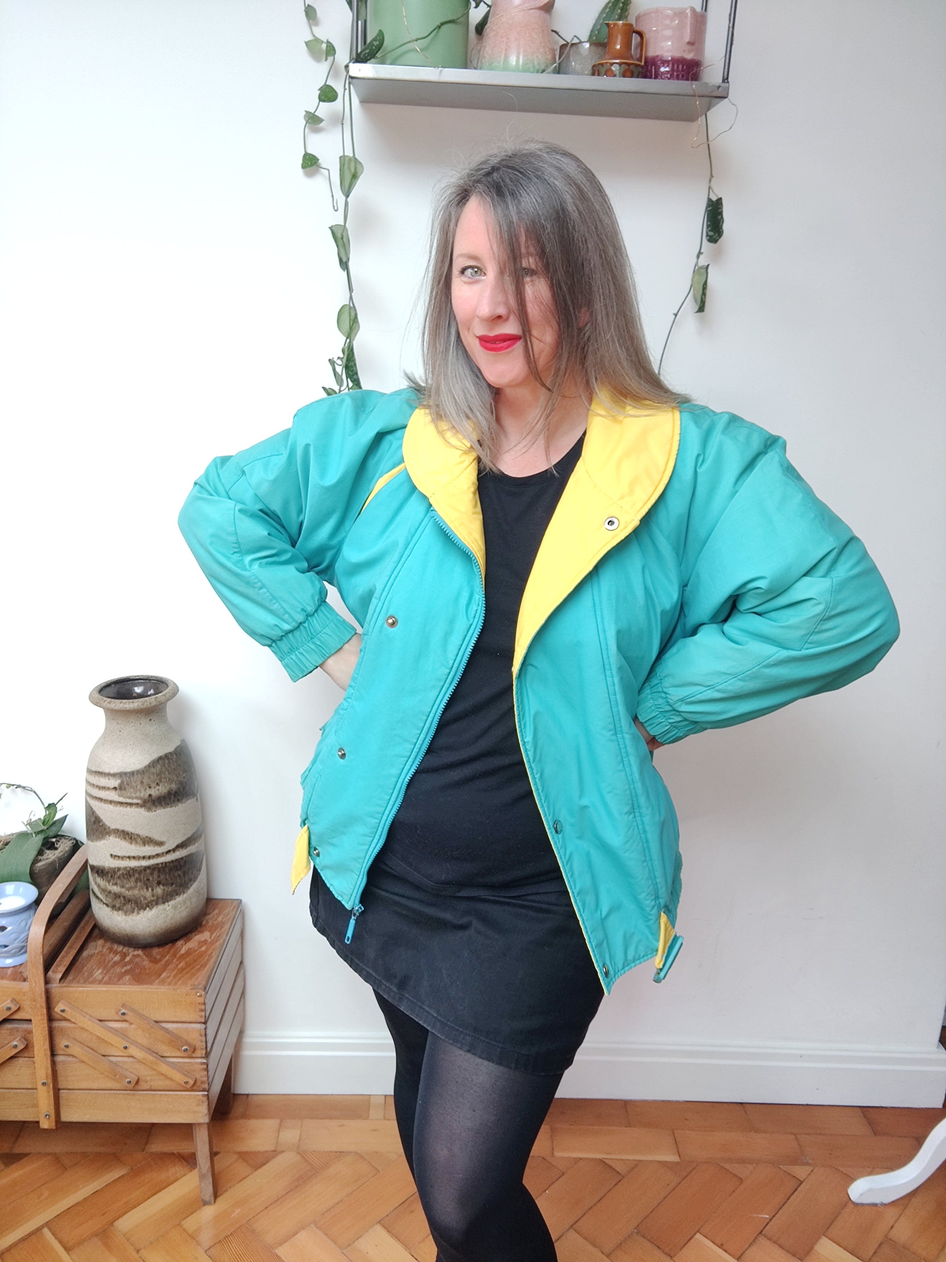Colourful 80s jacket size 10-12