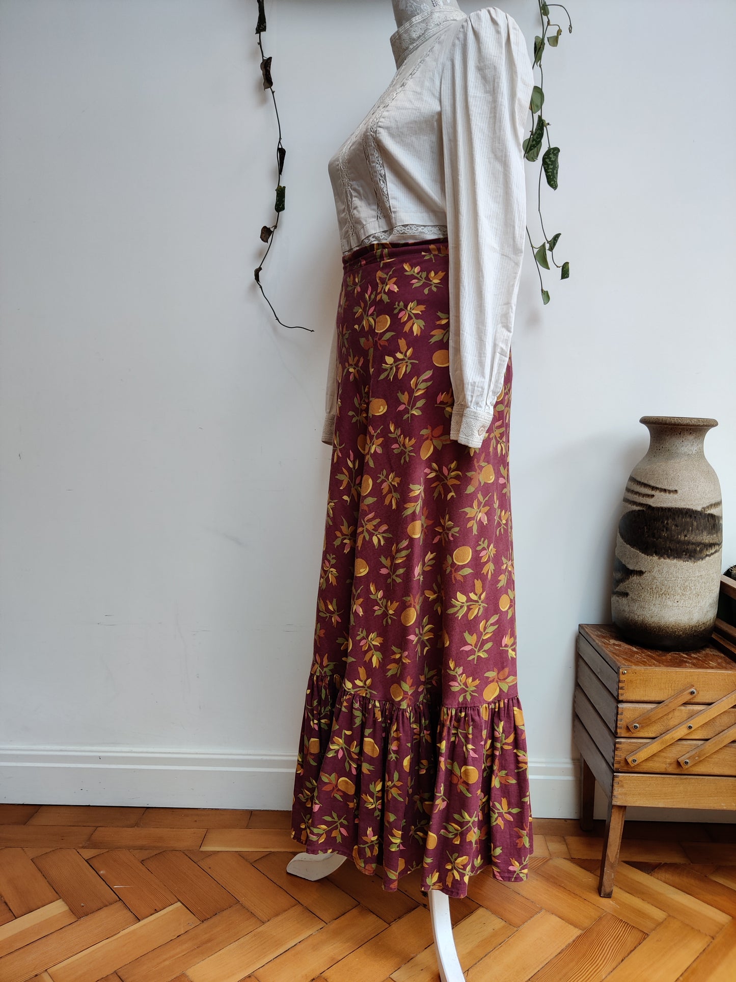 Stunning Laura Ashley Archive prairie skirt. Size 16.